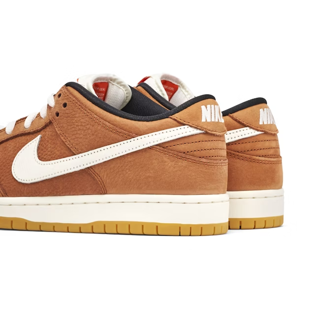 SB Dunk Low "Dark Russet"