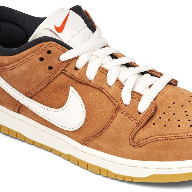 SB Dunk Low "Dark Russet"